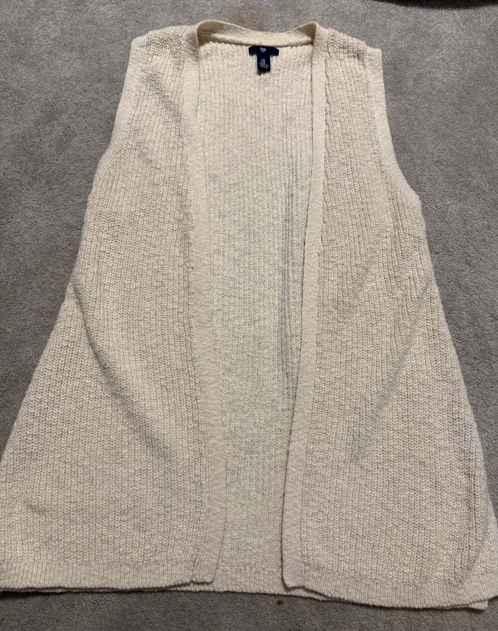 Gap Sleeveless Cardigan Sweater Vest Size M Cream Open Front Knit
